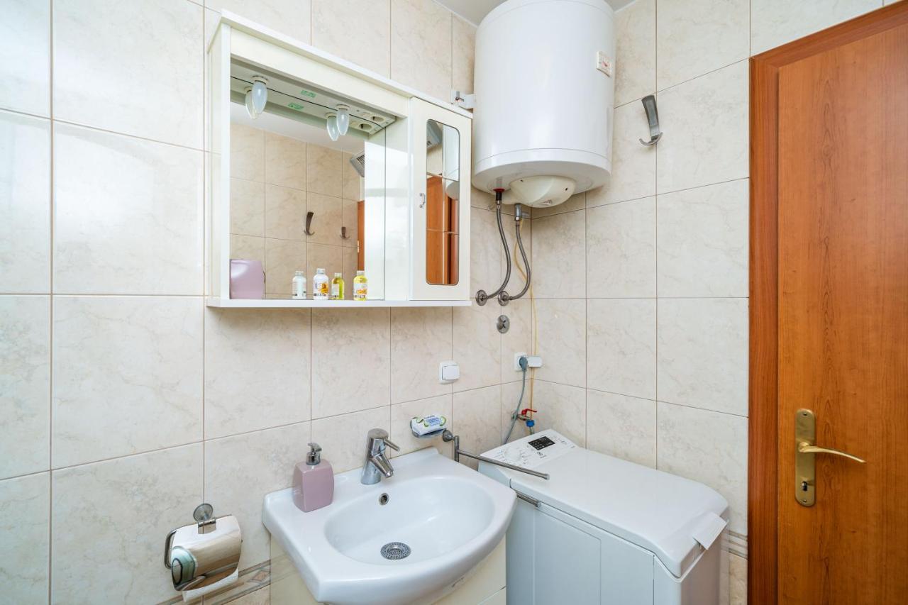 Apartment Promenada- 4Pax With Parking Dubrovnik Eksteriør billede